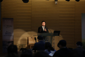 2018.4.12 520 꺻뀫 뗡뀽 료꼮 ╇꼦 ㏇꼳 α넫 꺻뀳 롟뀸 ⓤ꼳   롟뀯 뷘꼪 α넫 띮뀬 녲뀳 뗡뀿    듄넽 됣뀫 솽꼮  꼩 ⒰넧 됣뀫 귗뀿  7)